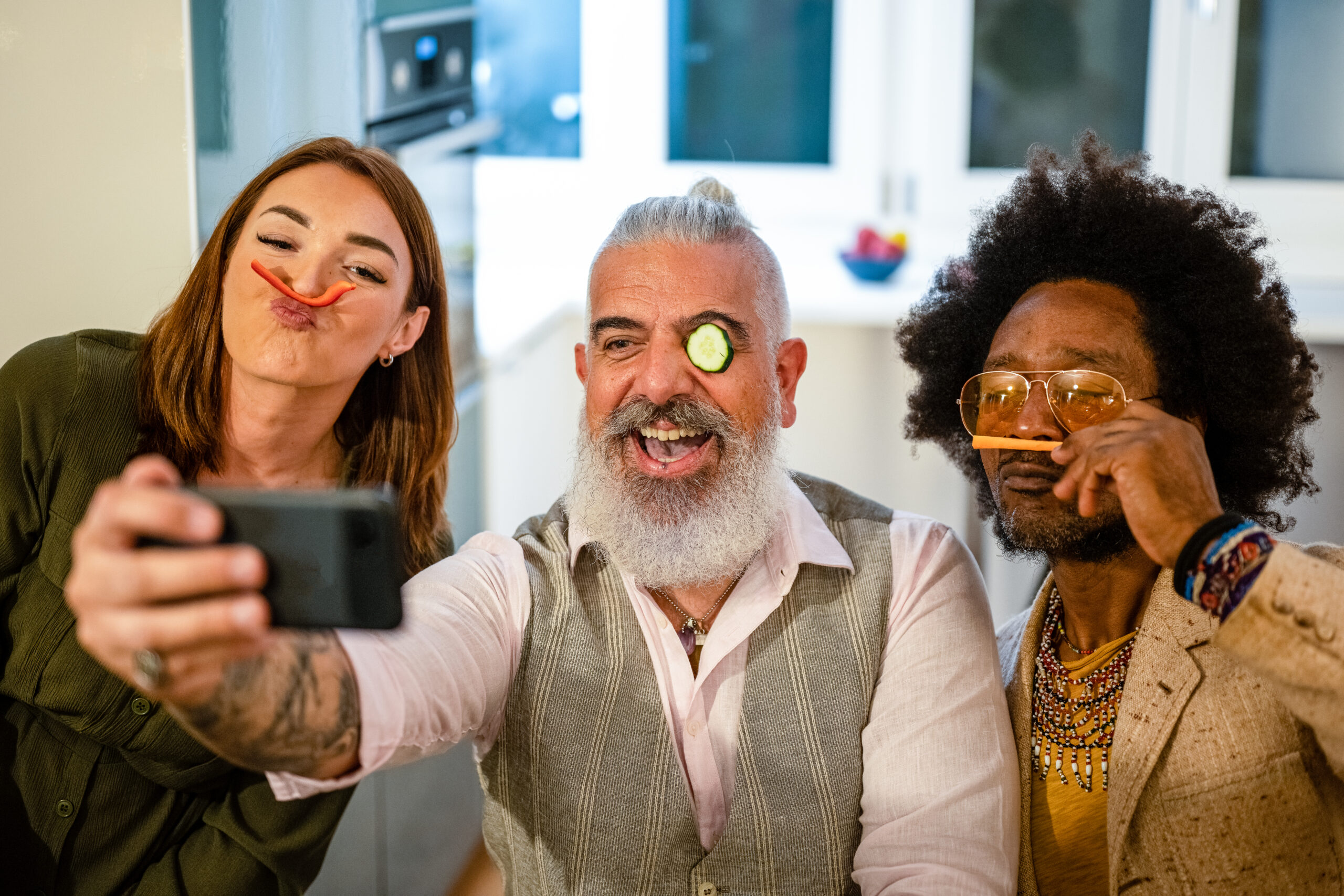 Three influencers taking photo